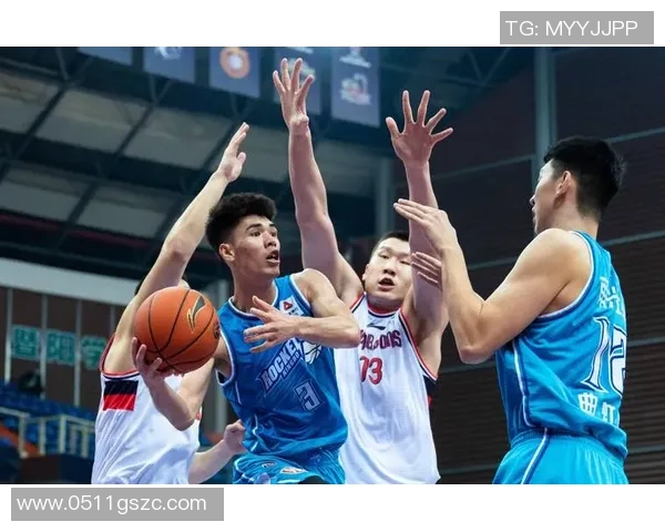 武汉篮球队个人能力提升探讨与热议分析