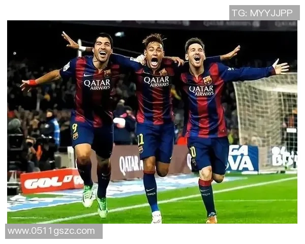 5月6日足球明星盛典回顾球场上的传奇与荣耀交织的瞬间 5月6日足球明星盛典回顾球场上的传奇与荣耀交织的瞬间