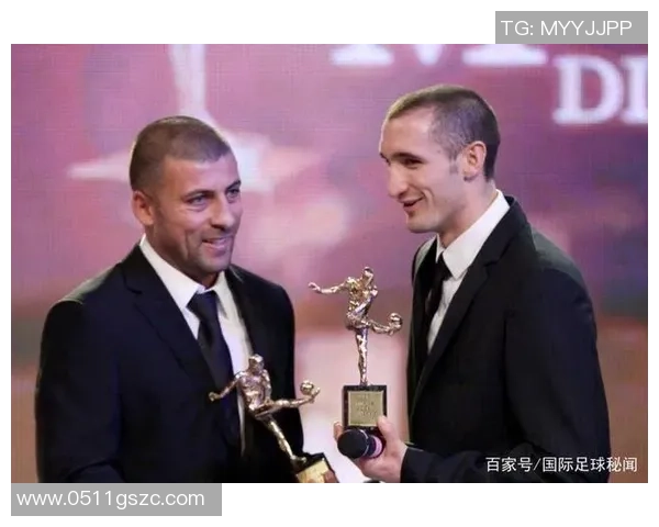 意大利铁血足球明星的传奇故事与辉煌成就揭秘 意大利铁血足球明星的传奇故事与辉煌成就揭秘