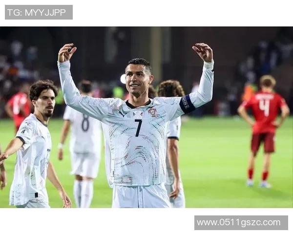 最新上届足球明星名单揭晓引发球迷热议与期待