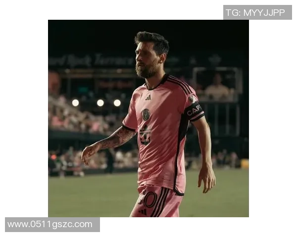 荷兰足球明星的璀璨星辰盘点及其辉煌成就回顾